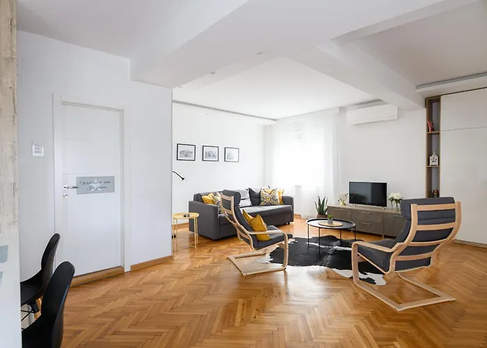 Knez Apartman